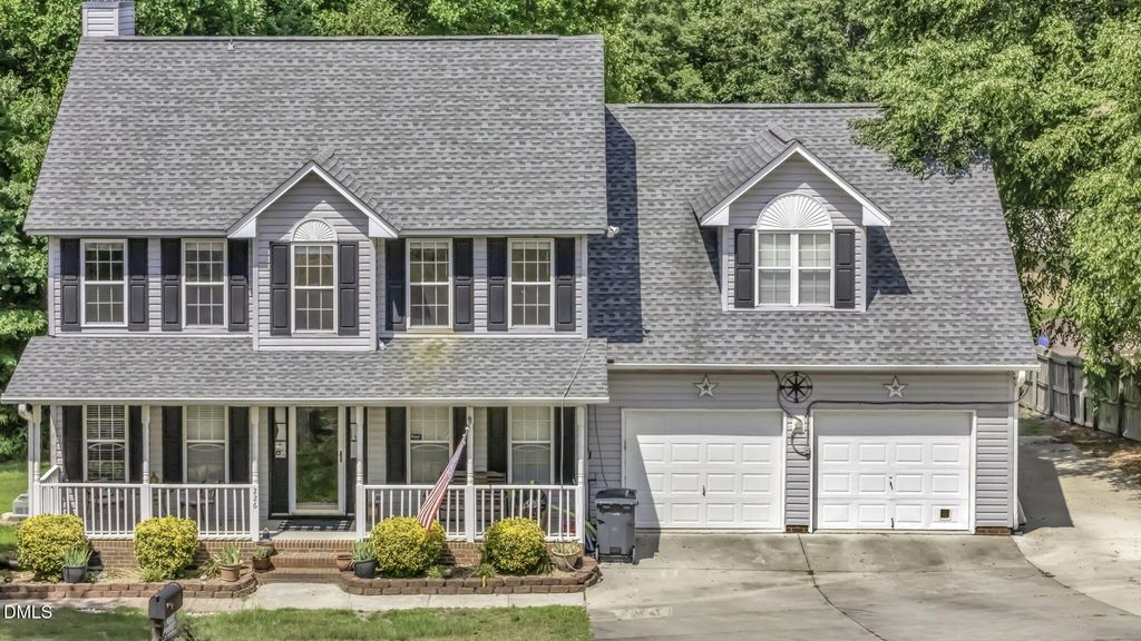 226 Yorkshire Drive, Cameron, NC 28326