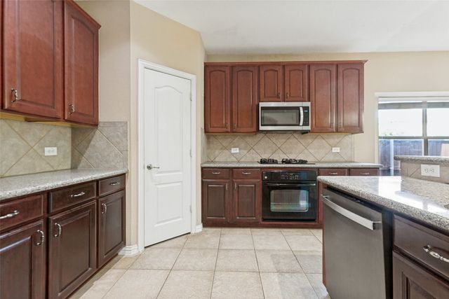 9417 Harrell Drive, Mckinney, TX 75072