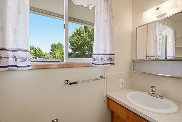 10003 N Excell Dr, Spokane, WA 99218