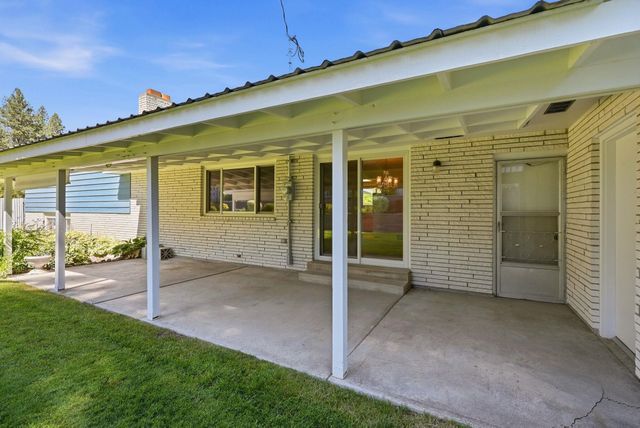 10003 N Excell Dr, Spokane, WA 99218