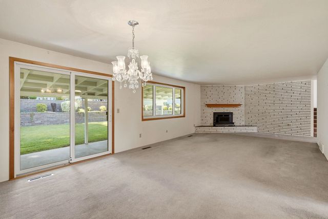 10003 N Excell Dr, Spokane, WA 99218