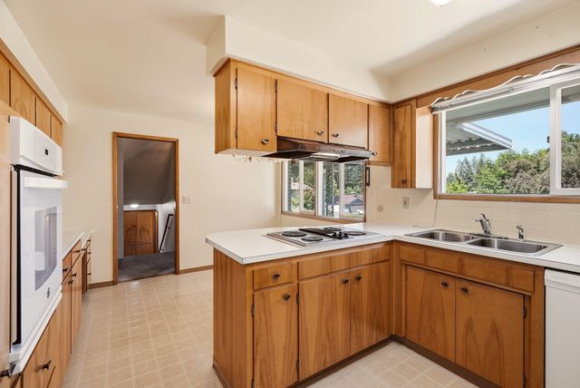 10003 N Excell Dr, Spokane, WA 99218