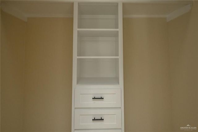 520 Pine Oak Street, Donna, TX 78537