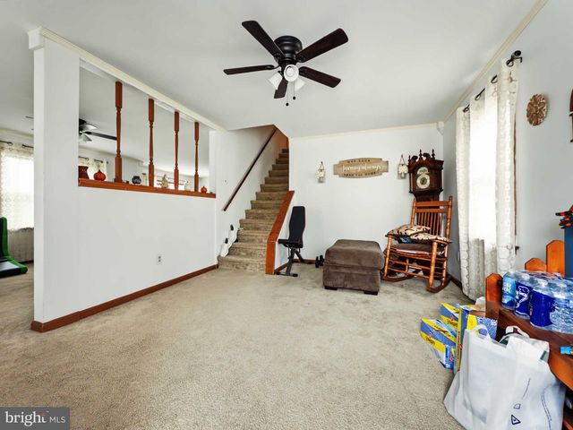 218 READING AVE, Barrington, NJ 08007