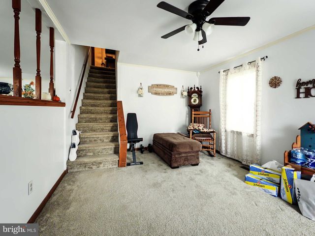 218 READING AVE, Barrington, NJ 08007