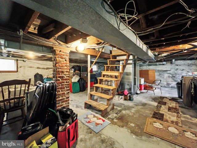 218 READING AVE, Barrington, NJ 08007