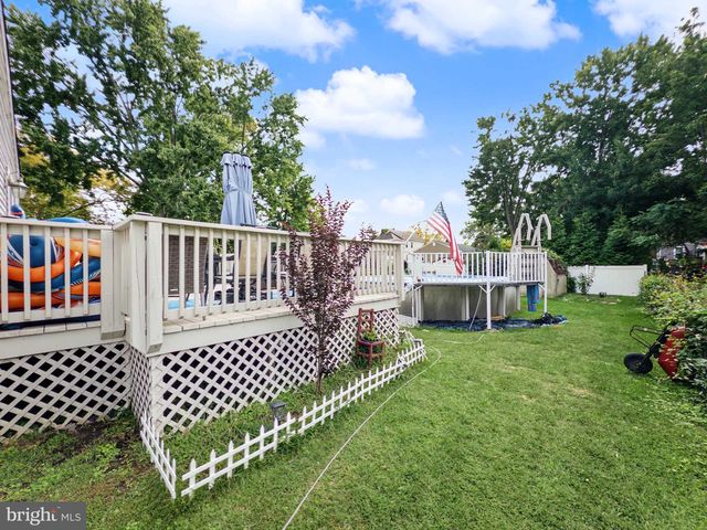 218 READING AVE, Barrington, NJ 08007