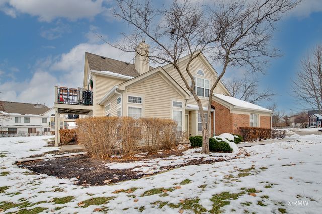 460 Mayflower Lane 1, Bartlett, IL 60103