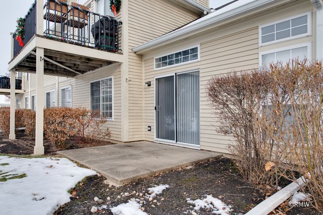 460 Mayflower Lane 1, Bartlett, IL 60103