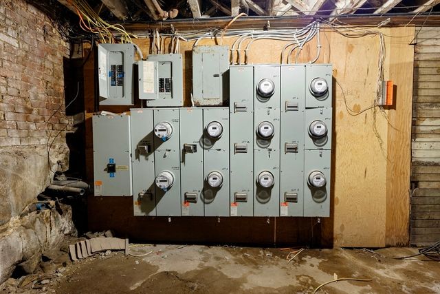 12-14 E Main St, Orange, MA 01364