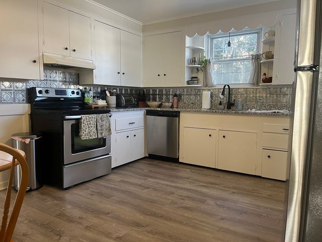 105 Central Street 1, Foxboro, MA 02035