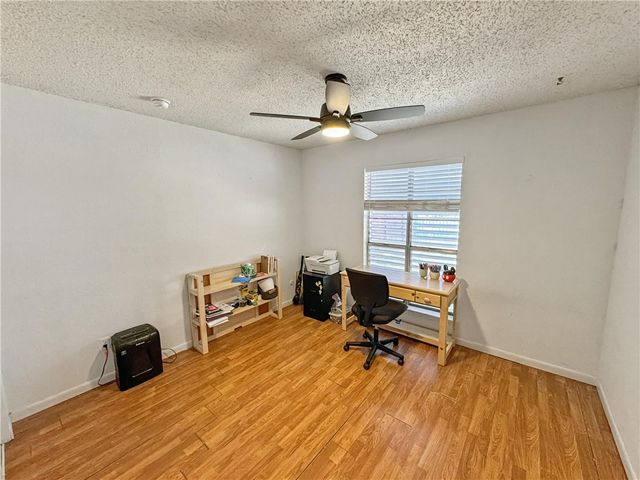 3505 Crestside Dr, Corpus Christi, TX 78415