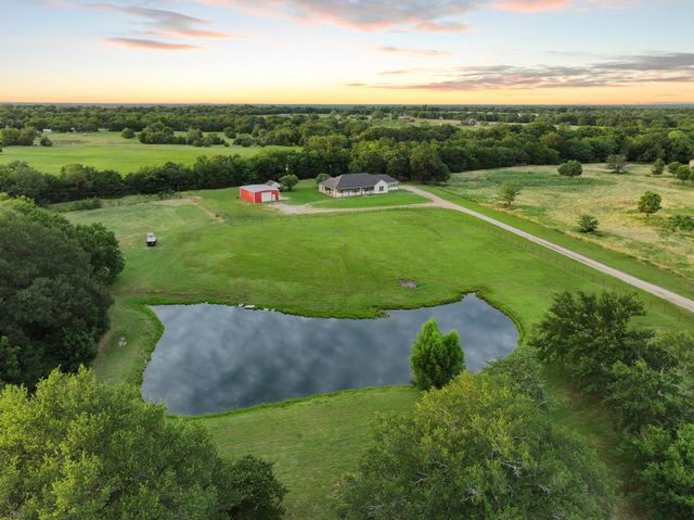 7106 County Road 4729 2, Commerce, TX 75428