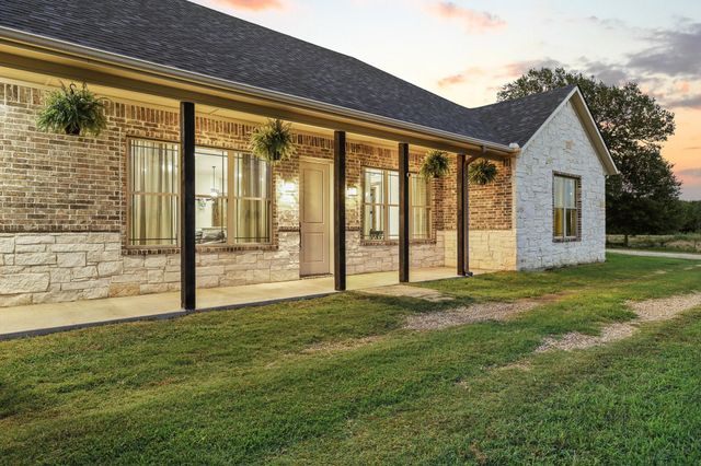 7106 County Road 4729 2, Commerce, TX 75428