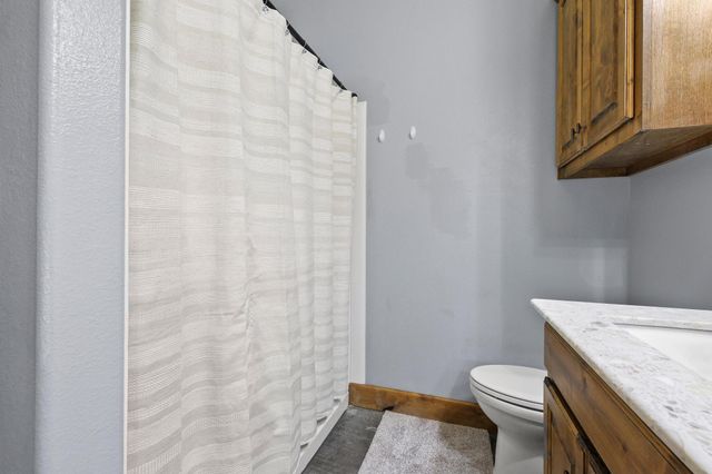 7106 County Road 4729 2, Commerce, TX 75428