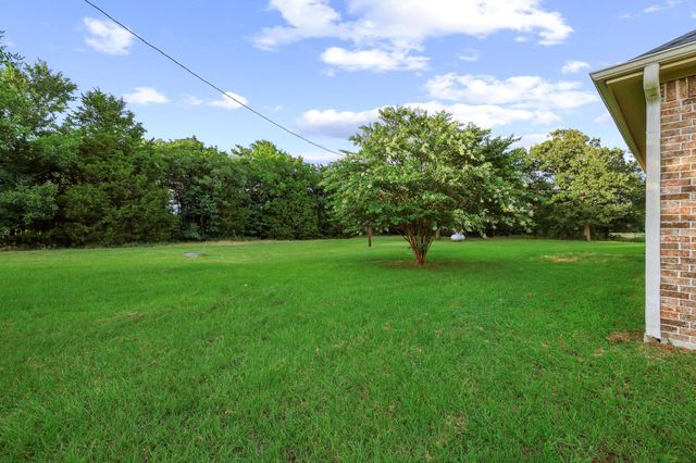 7106 County Road 4729 2, Commerce, TX 75428
