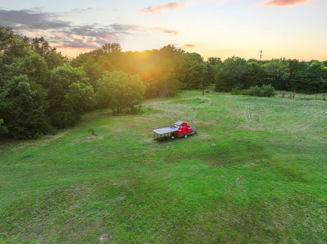 7106 County Road 4729 2, Commerce, TX 75428