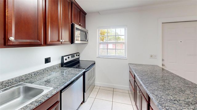 2501 E CENTRAL BOULEVARD 10, Orlando, FL 32803