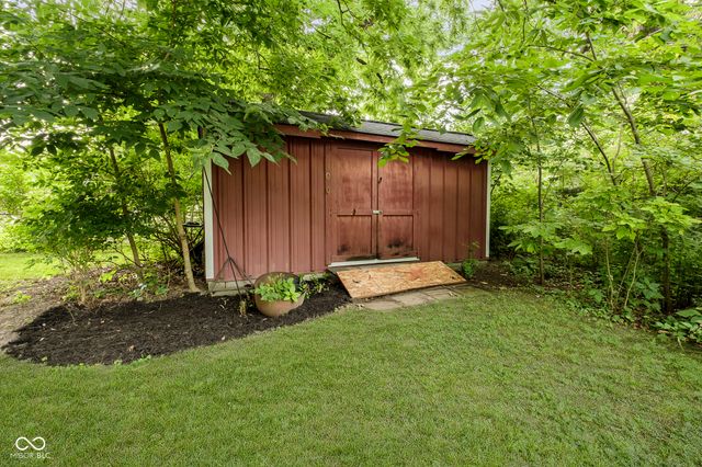 2300 Larita Lane, Anderson, IN 46017