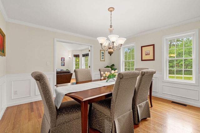 32 Hobart Hill Road, Brookline, NH 03033