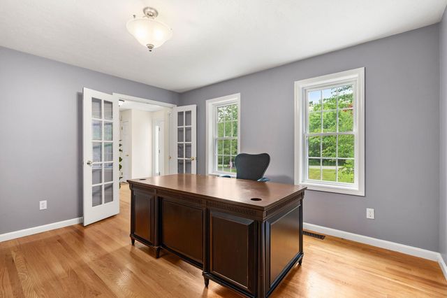 32 Hobart Hill Road, Brookline, NH 03033