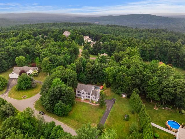 32 Hobart Hill Road, Brookline, NH 03033