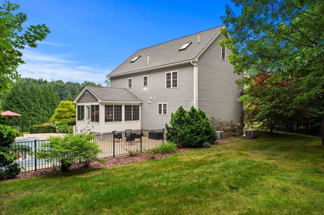 32 Hobart Hill Road, Brookline, NH 03033