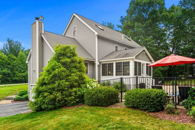 32 Hobart Hill Road, Brookline, NH 03033