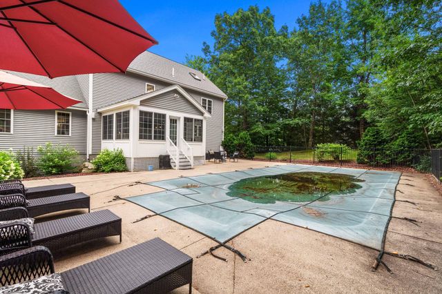 32 Hobart Hill Road, Brookline, NH 03033