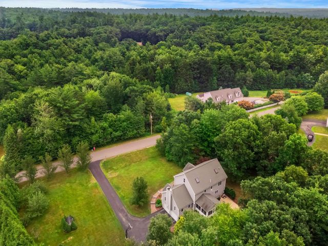 32 Hobart Hill Road, Brookline, NH 03033