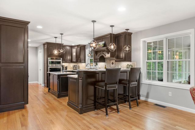 32 Hobart Hill Road, Brookline, NH 03033