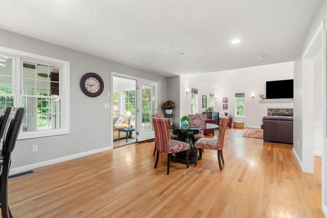 32 Hobart Hill Road, Brookline, NH 03033