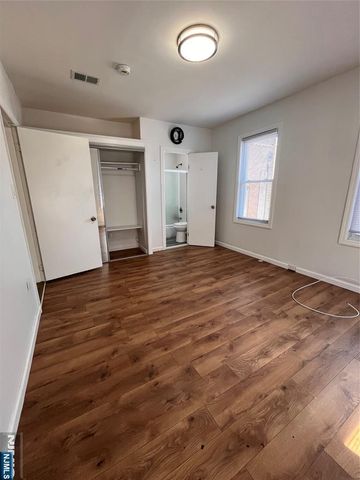 281 Hope 2, Passaic, NJ 07055