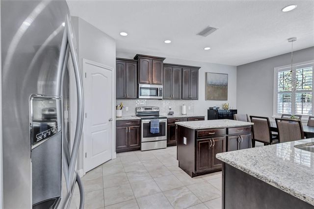 3412 W CASS STREET, Tampa, FL 33609