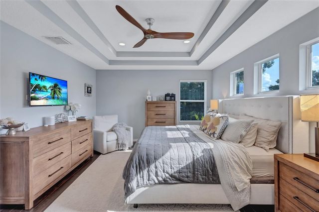 3412 W CASS STREET, Tampa, FL 33609