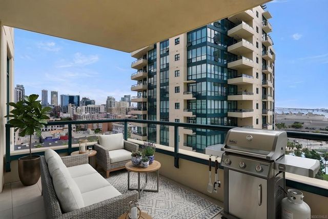 555 Front St. 1302, San Diego, CA 92101