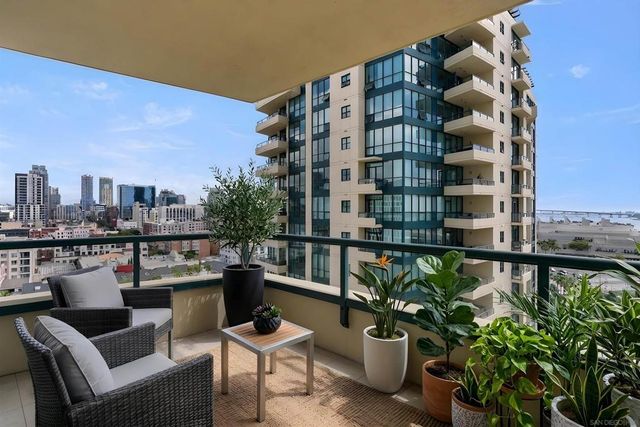 555 Front St. 1302, San Diego, CA 92101