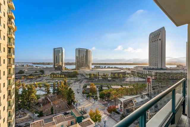 555 Front St. 1302, San Diego, CA 92101