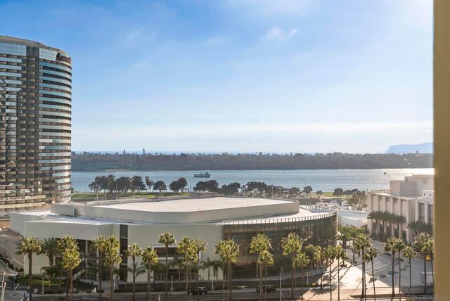 555 Front St. 1302, San Diego, CA 92101