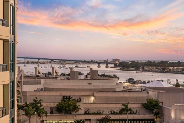 555 Front St. 1302, San Diego, CA 92101