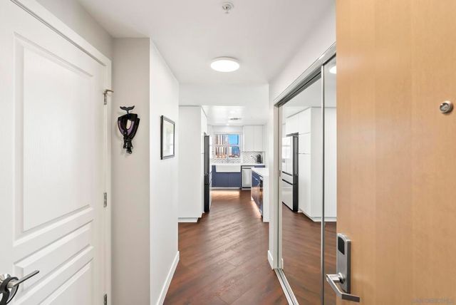 555 Front St. 1302, San Diego, CA 92101