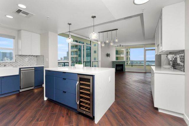 555 Front St. 1302, San Diego, CA 92101