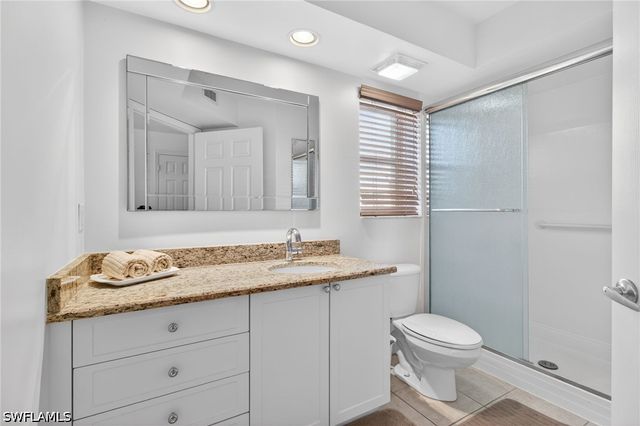 15505 Cedarwood LN 105, Naples, FL 34110