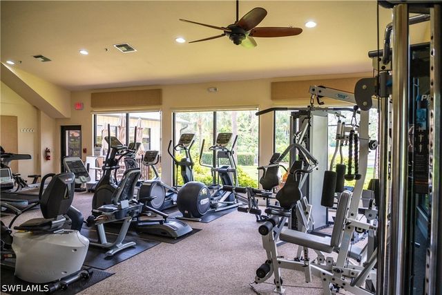 15505 Cedarwood LN 105, Naples, FL 34110