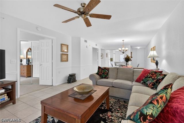 15505 Cedarwood LN 105, Naples, FL 34110