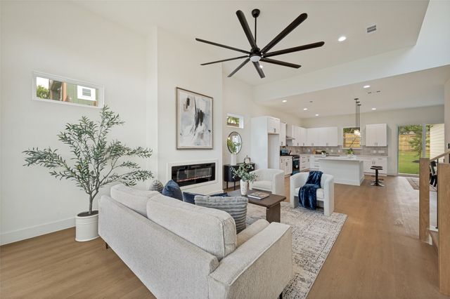 1511 Morrell Avenue, Dallas, TX 75203