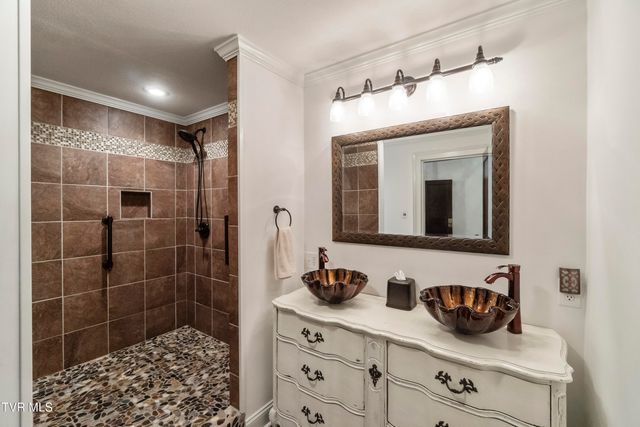 1409 Tusculum Boulevard, Greeneville, TN 37745