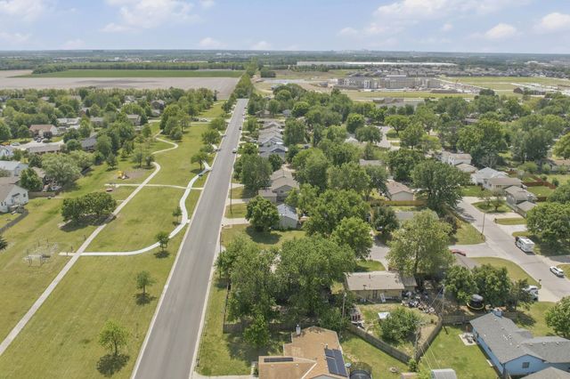 6351 N Grove, Park City, KS 67219