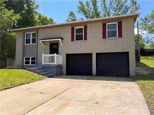 16517 E 35th Street Court, Independence, MO 64055