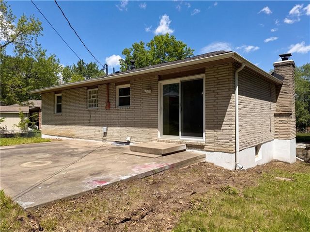 16517 E 35th Street Court, Independence, MO 64055